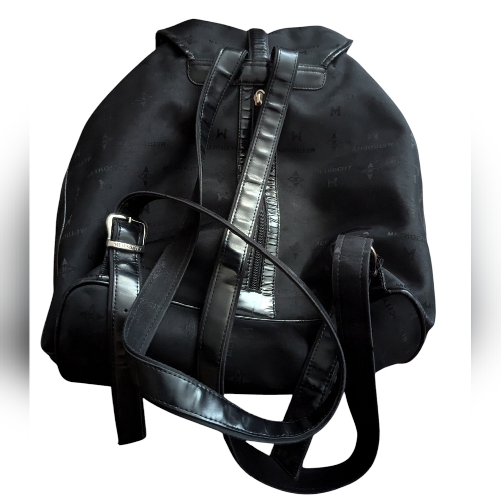 Metrocity Jacquard Backpack - Picture 2 of 15